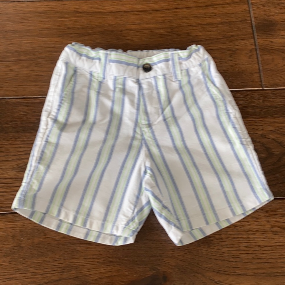 Janie and Jack shorts size 4.